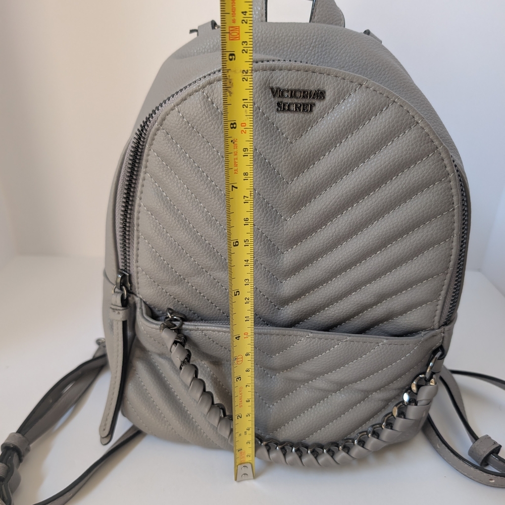 Victoria's Secret Small Gray Quilted Faux Leather Backpack With Chain Details - Picture 9 of 10